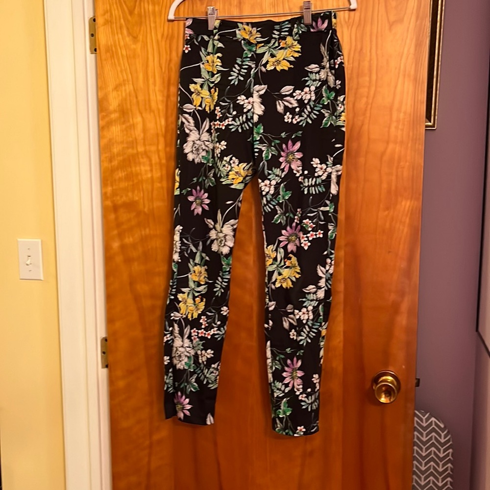 Black floral skinny pants
